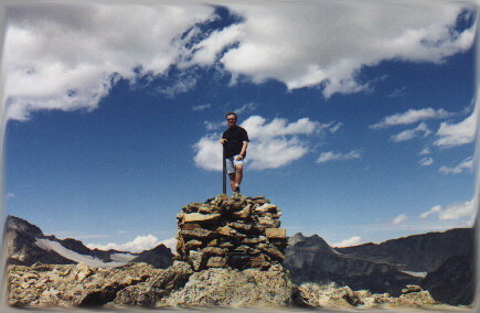 cariboupeak.jpg (46857 bytes)